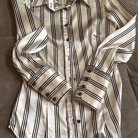 Zara Black and White Striped Blouse - Picture 8 of 10